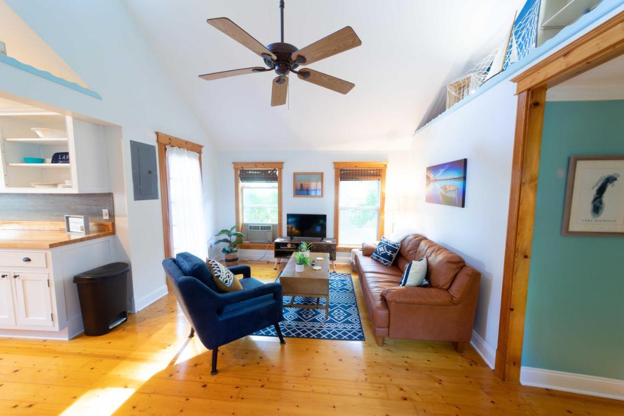 The Charming Glenn Cottage! Walk To Lake Michigan! Fennville Екстер'єр фото