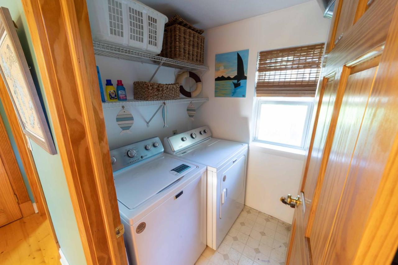 The Charming Glenn Cottage! Walk To Lake Michigan! Fennville Екстер'єр фото