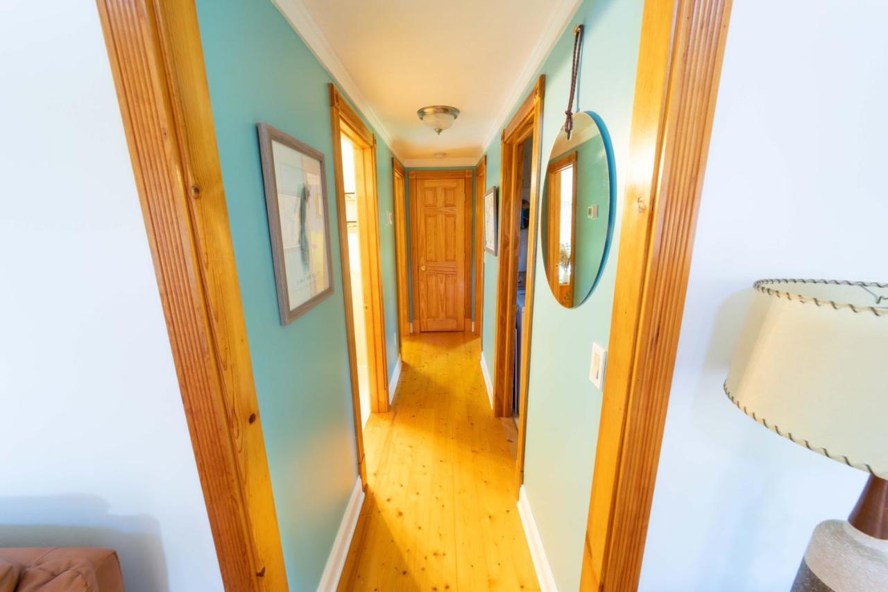 The Charming Glenn Cottage! Walk To Lake Michigan! Fennville Екстер'єр фото