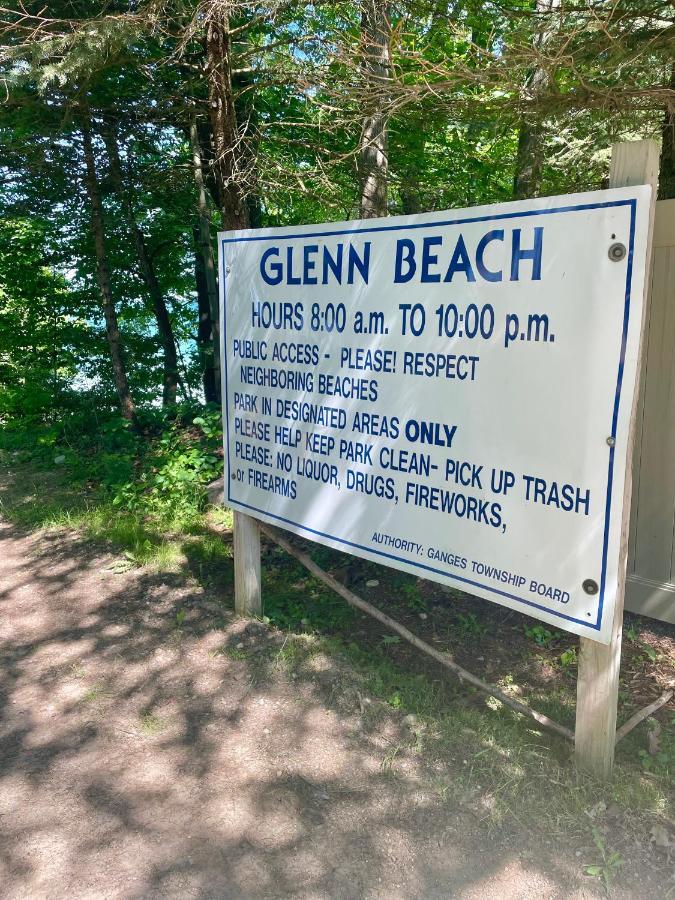 The Charming Glenn Cottage! Walk To Lake Michigan! Fennville Екстер'єр фото